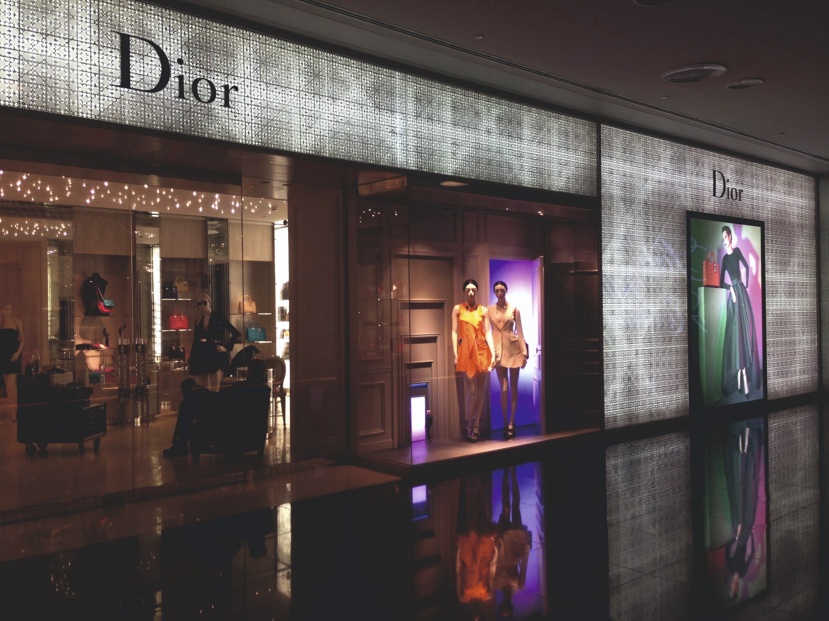 Диор Есентай